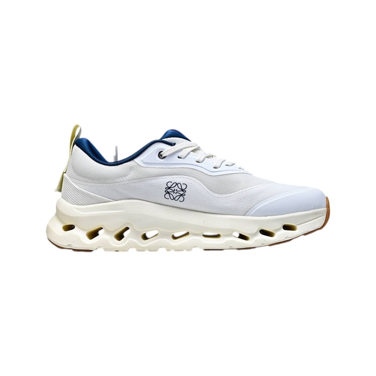 On Running Cloudtilt 2 LOEWE WHITE BEIGE NAVY BLUE